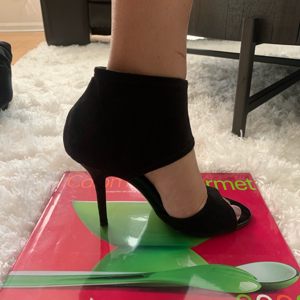 Steve Madden Heels - Picture 3 of 4
